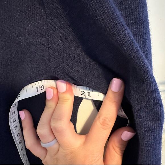 GAP Navy Blue Ribbed Crewneck Knit Long Sleeve Top Large - Picture 8 of 9